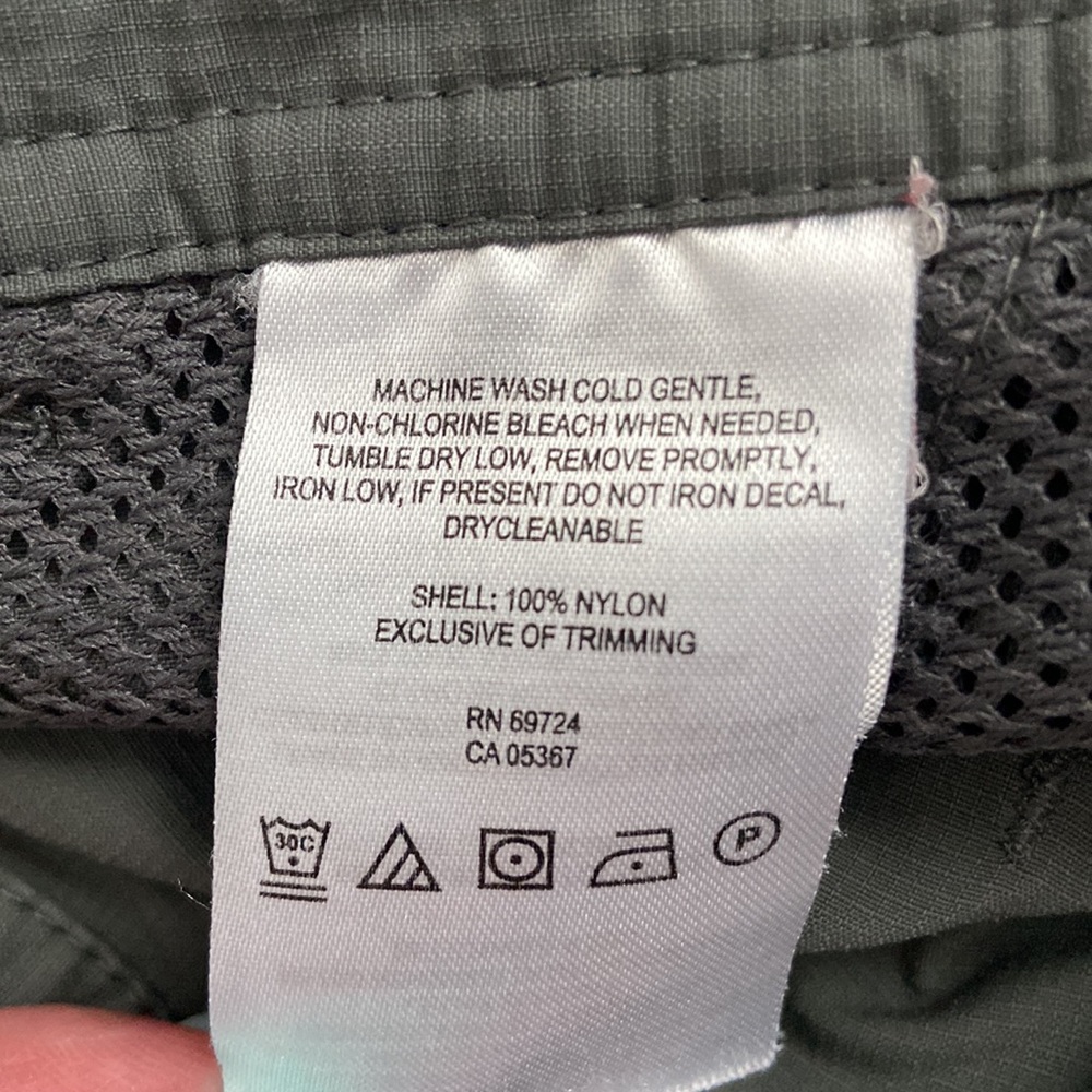 Columbia Omni-Shade Cargo Shorts - Picture 4 of 4